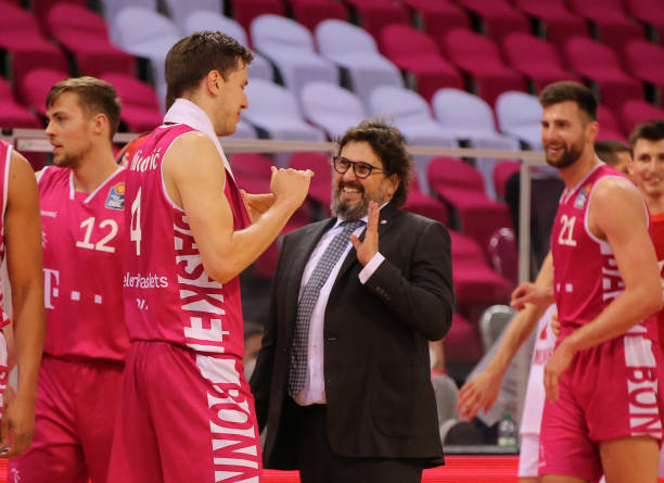 得进攻和防 得进攻和防