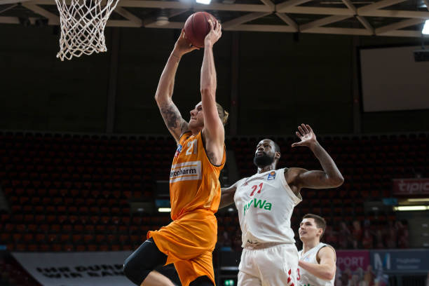 我可以帮你 我可以帮你